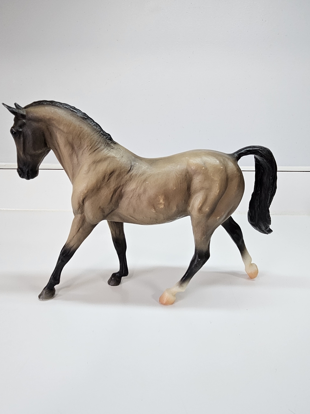 VINTAGE Breyer Horse Keen Mold Bay Hanoverian 61014 2005